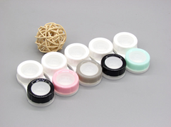 Estuche para lentes de contacto de color multicolor transparente de doble color