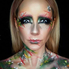 Farbige Cosplay-Kontaktlinsen mit schwarzem Kreuz