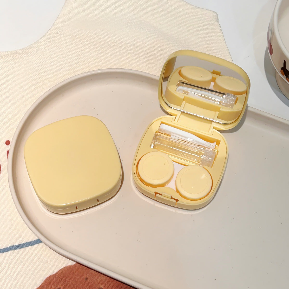 Like Fish Solid Color Portable Colored Contact Lens Case