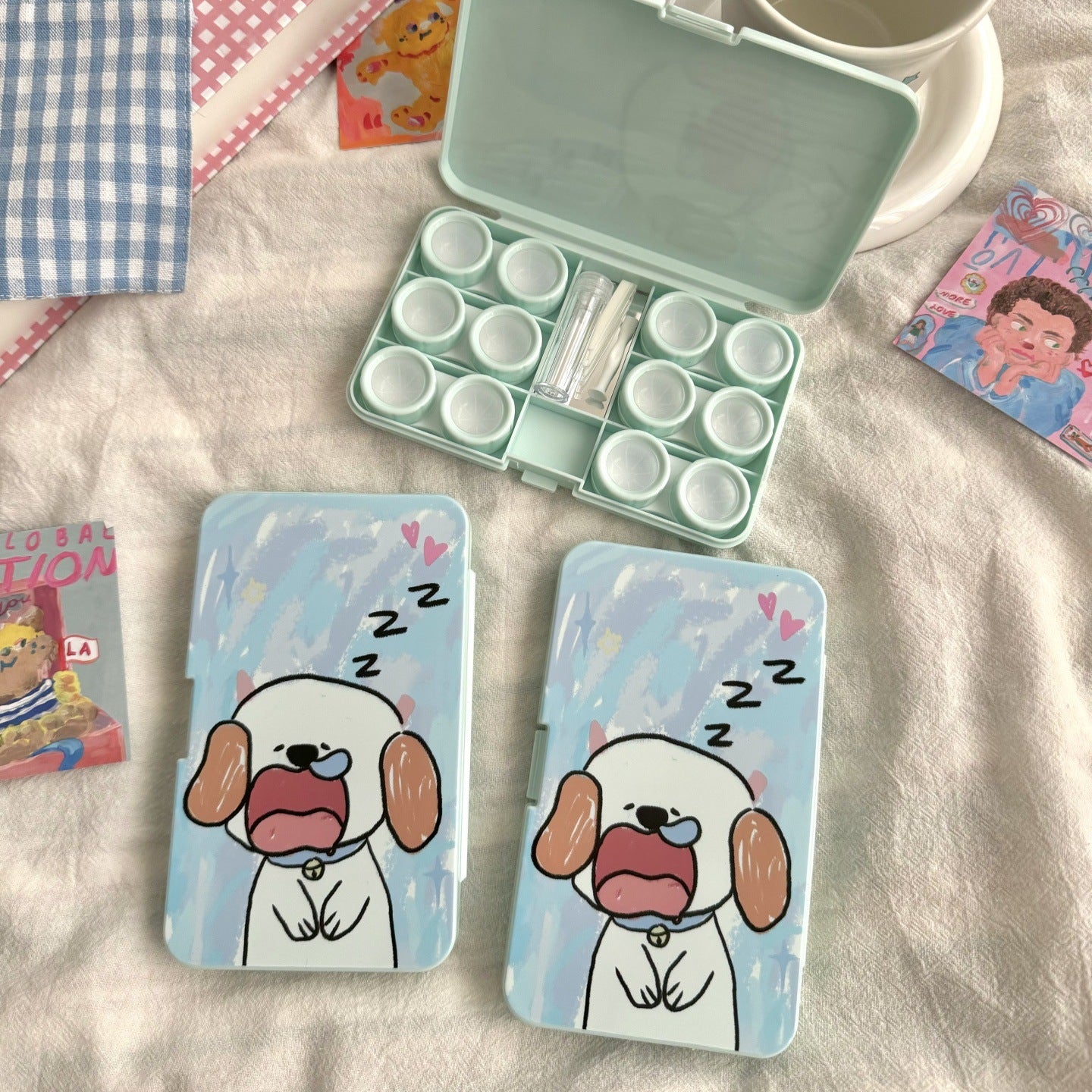 Sleepy Puppy And Cat Colored Contact Lens Case