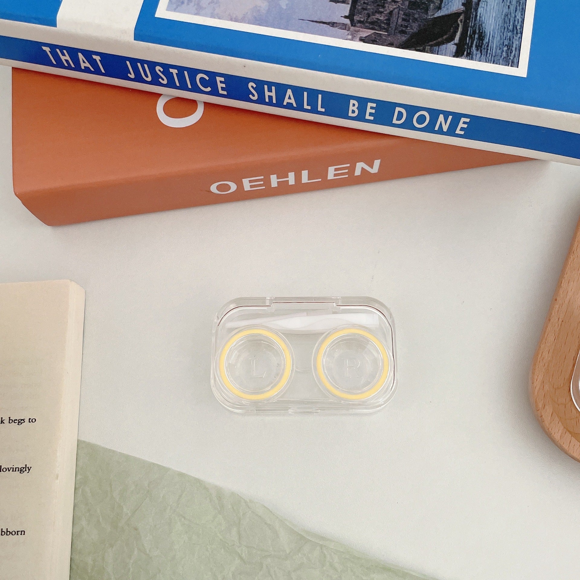 Transparent Ins Style Simple and Compact Colored Contact Lens Case