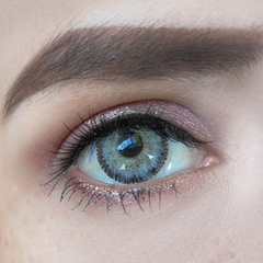 Magische graue farbige Kontaktlinsen