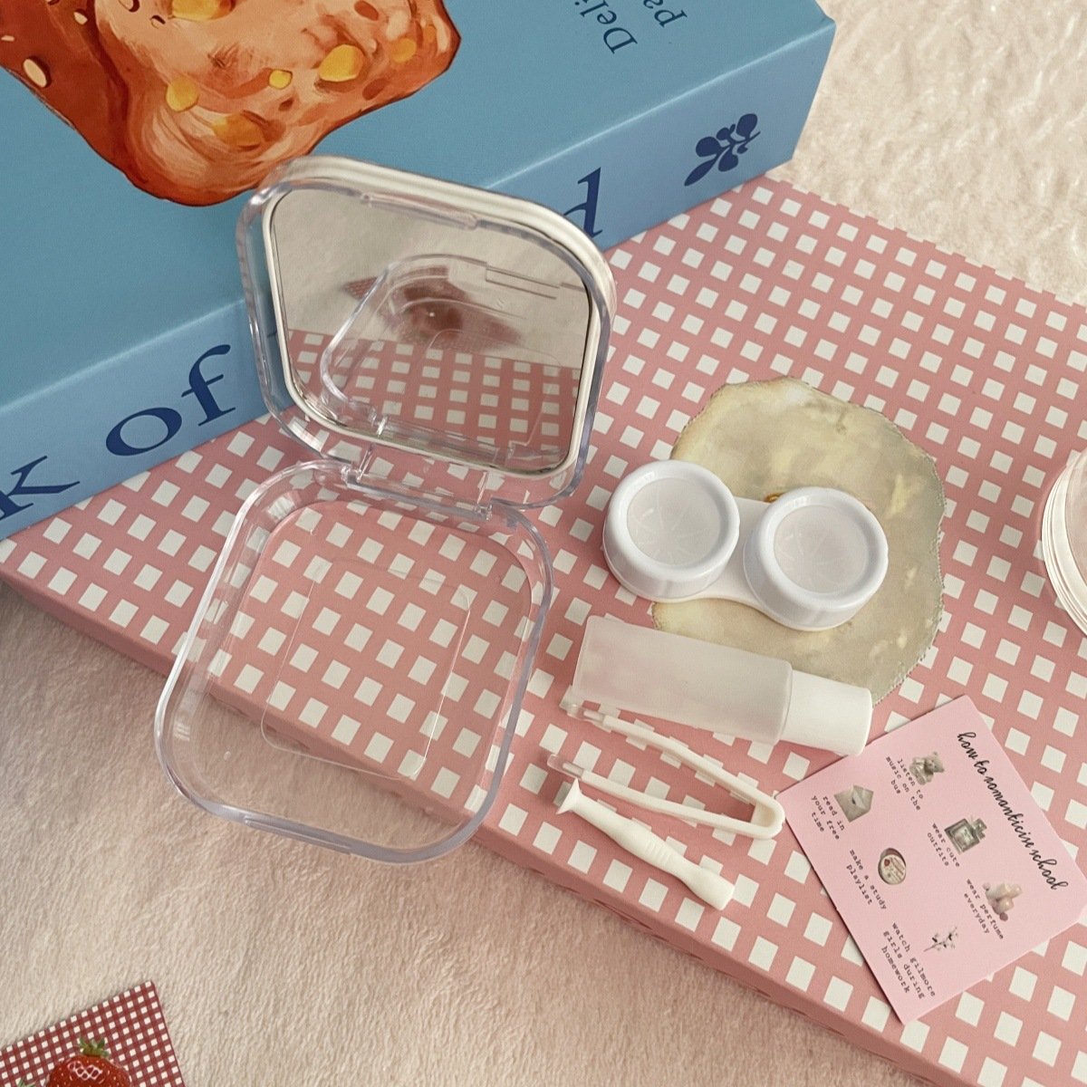 Cool Boy and Cool Girl Colored Contact Lens Case