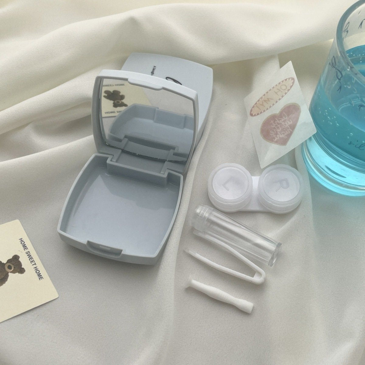 Ins Simple Colored Contact Lens Case